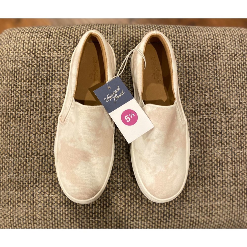 3 for $15 Universal Thread Kids Alvina Sneakers Beige Slip On Size 5 1/2